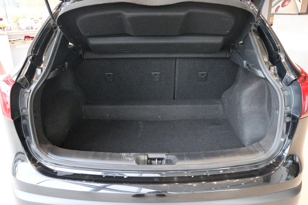 2018 Nissan Qashqai S FWD in Jonquière, Quebec - 23 - w1024h768px