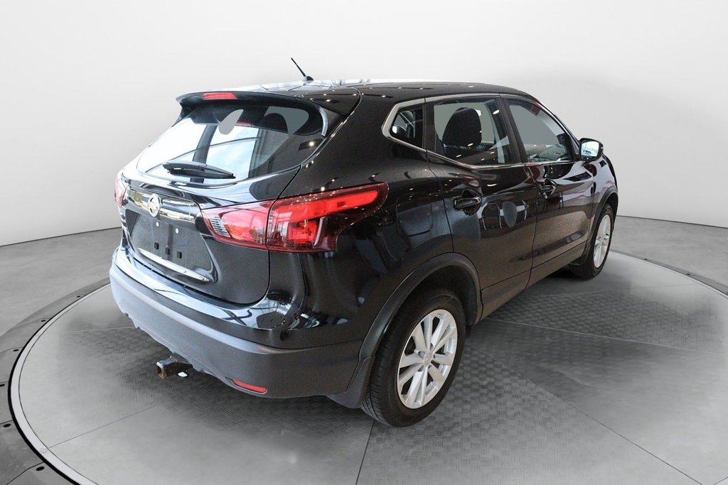 2018 Nissan Qashqai S FWD in Jonquière, Quebec - 4 - w1024h768px
