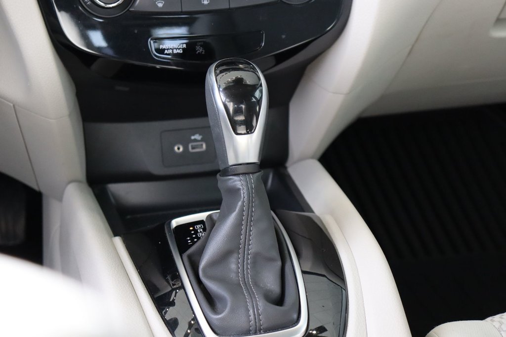 2020 Nissan Qashqai in Sept-Îles, Quebec - 13 - w1024h768px