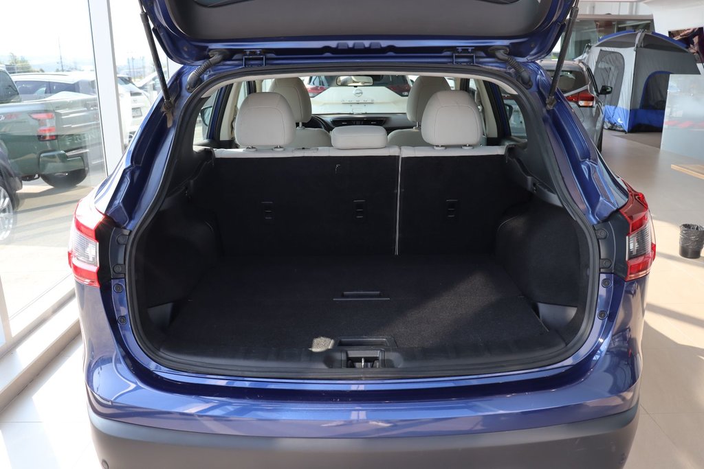 2021 Nissan Qashqai Sv in Chicoutimi, Quebec - 19 - w1024h768px