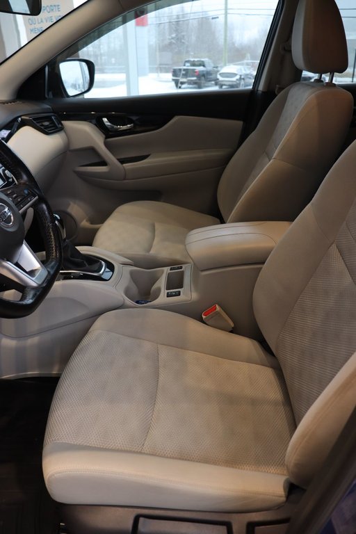 2022 Nissan Qashqai in Baie-Comeau, Quebec - 13 - w1024h768px