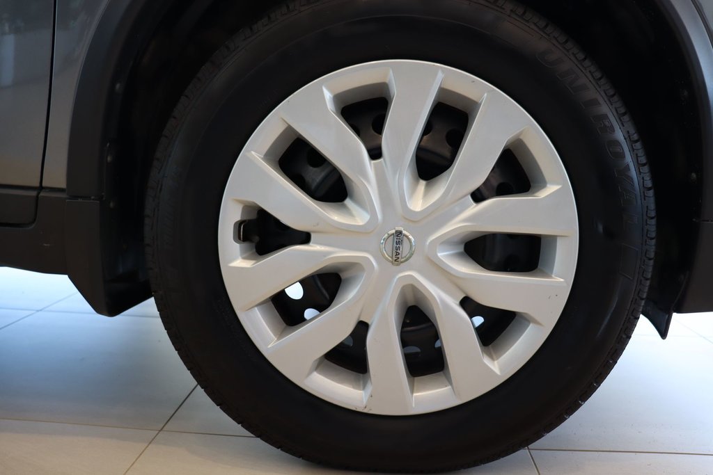 2018 Nissan Rogue S AWD in Chicoutimi, Quebec - 8 - w1024h768px