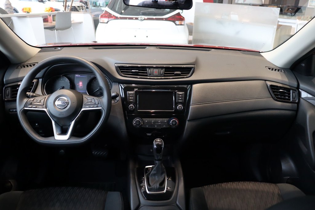 Nissan Rogue  2018 à Sept-Îles, Québec - 13 - w1024h768px