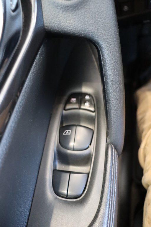 Nissan Rogue  2020 à Baie-Comeau, Québec - 21 - w1024h768px