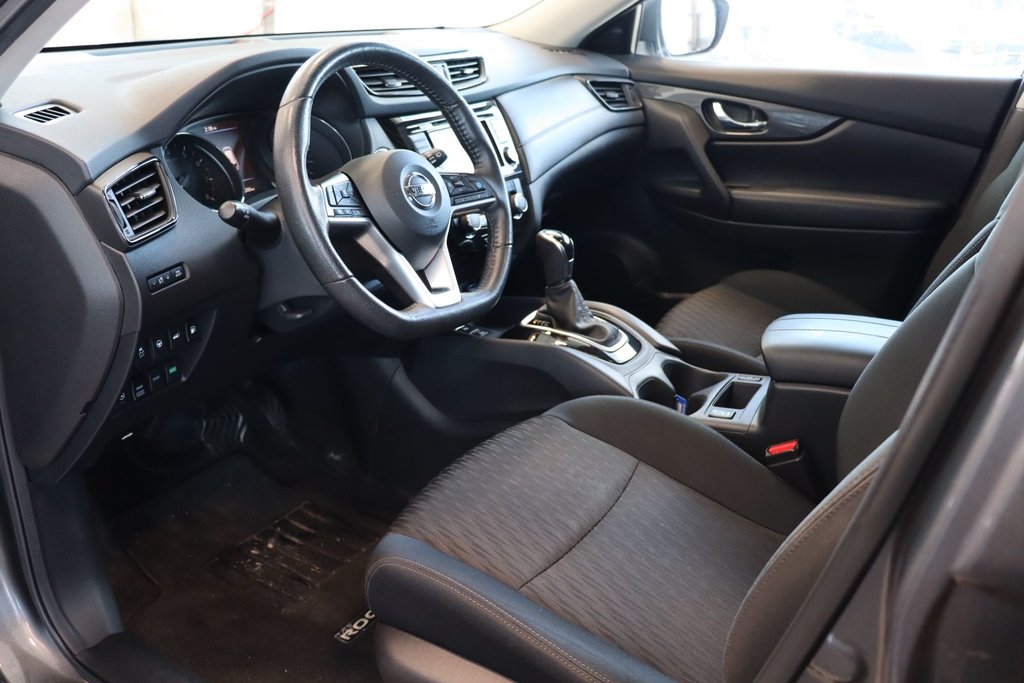 Nissan Rogue  2020 à Jonquière, Québec - 7 - w1024h768px