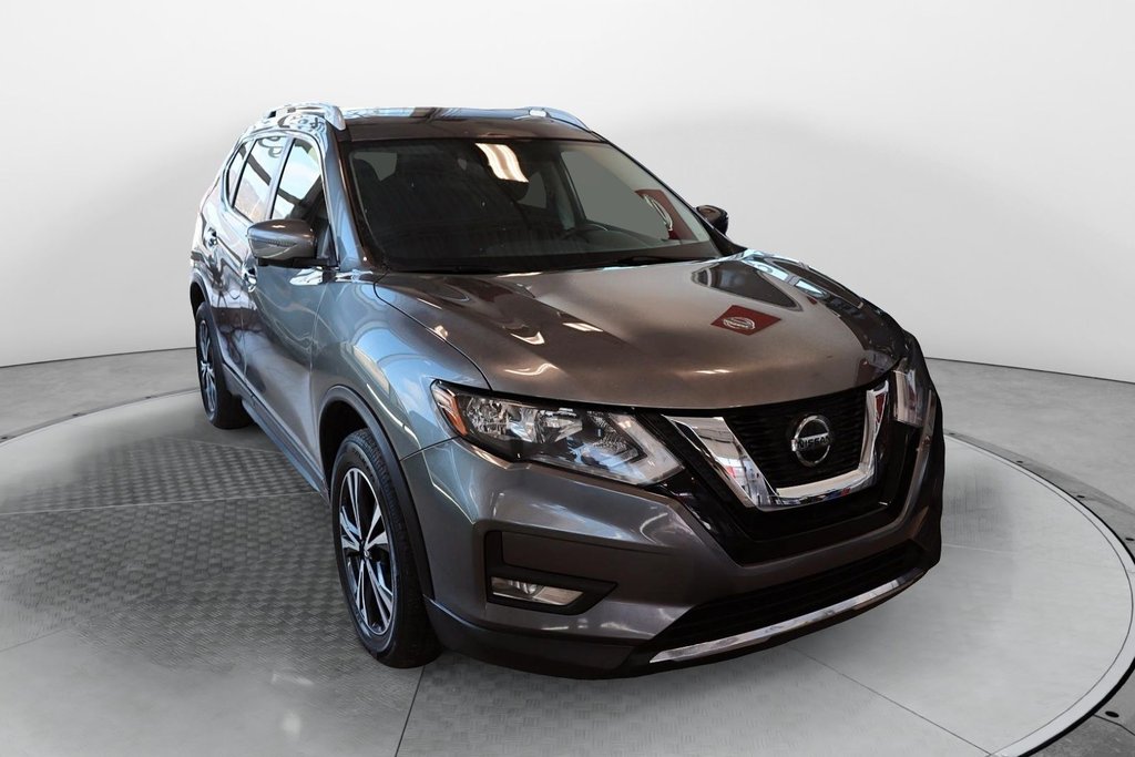 Nissan Rogue  2020 à Jonquière, Québec - 2 - w1024h768px