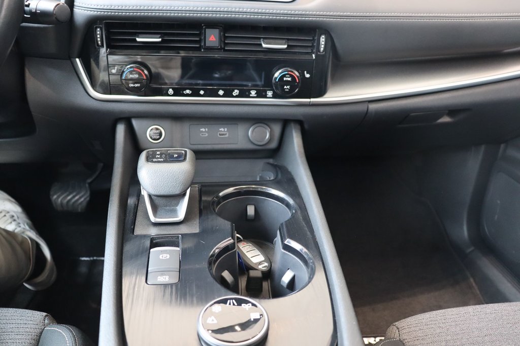2021 Nissan Rogue in Jonquière, Quebec - 16 - w1024h768px