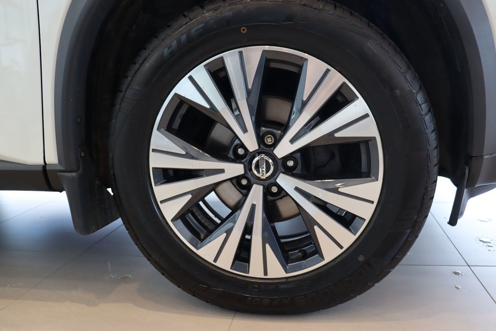 2021 Nissan Rogue in Baie-Comeau, Quebec - 8 - w1024h768px