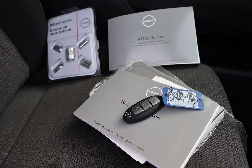 2022 Nissan Rogue in Sept-Îles, Quebec - 24 - w1024h768px