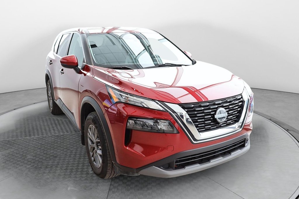Nissan Rogue  2022 à Jonquière, Québec - 2 - w1024h768px