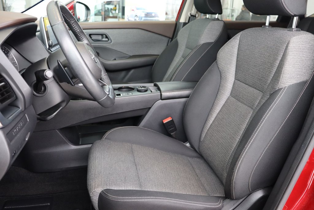 Nissan Rogue  2022 à Jonquière, Québec - 9 - w1024h768px