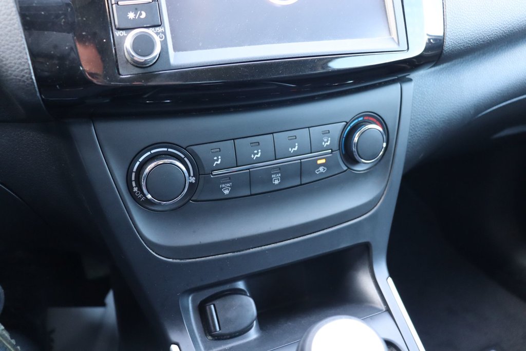 Nissan Sentra  2019 à Jonquière, Québec - 13 - w1024h768px