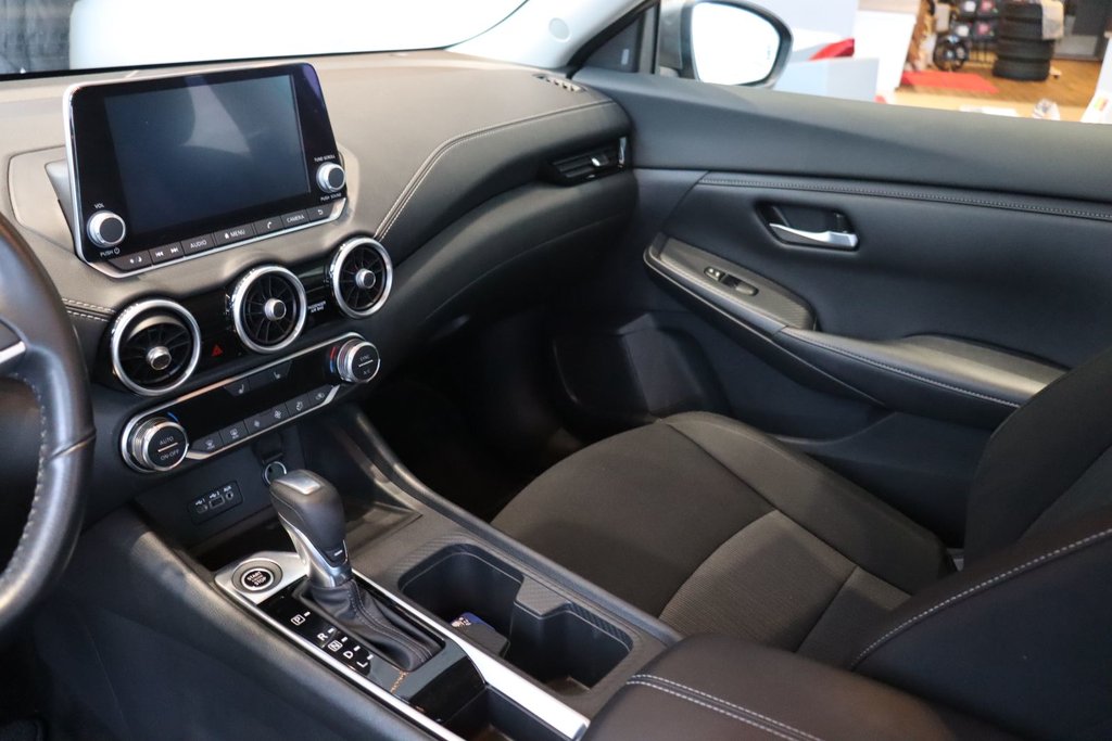 Nissan Sentra  2022 à Jonquière, Québec - 11 - w1024h768px