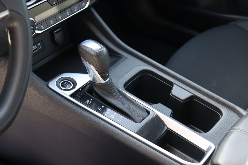 2023 Nissan Sentra SV in Jonquière, Quebec - 12 - w1024h768px