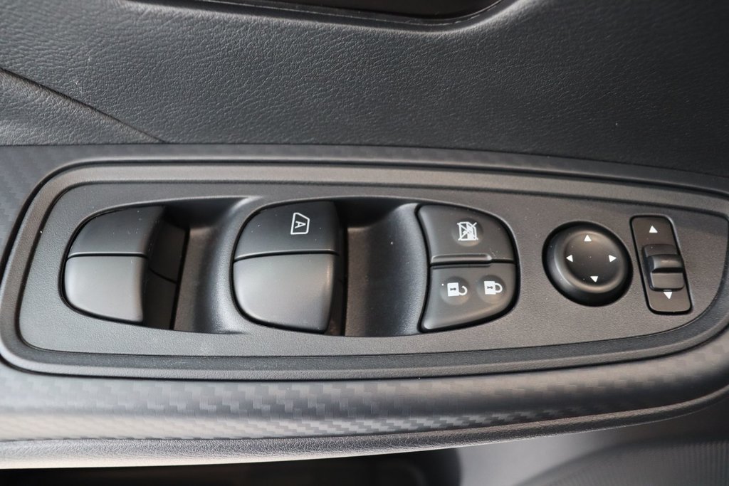 Nissan Versa  2024 à Baie-Comeau, Québec - 18 - w1024h768px