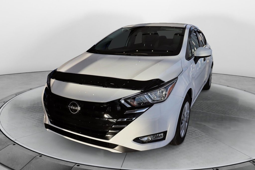 Nissan Versa  2024 à Baie-Comeau, Québec - 1 - w1024h768px