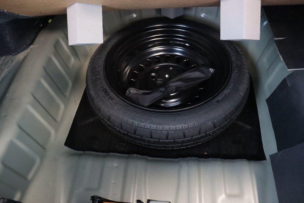 Nissan Versa  2024 à Jonquière, Québec - 25 - w1024h768px