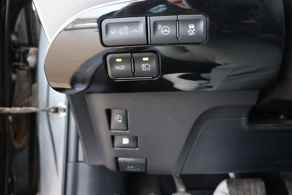 Toyota Prius Prime  2021 à Sept-Îles, Québec - 22 - w1024h768px