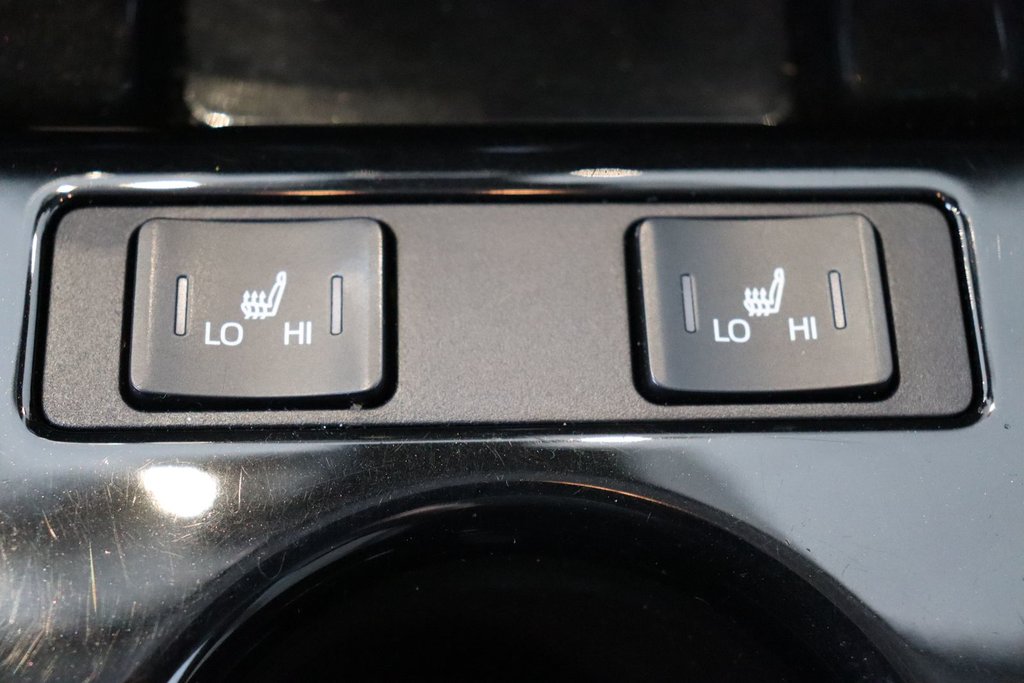 Toyota Prius Prime  2021 à Sept-Îles, Québec - 21 - w1024h768px