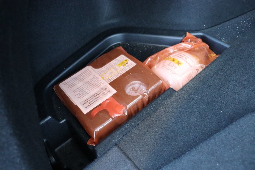 Toyota Prius Prime  2021 à Sept-Îles, Québec - 28 - w1024h768px