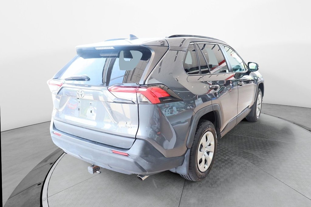 Toyota RAV4  2021 à Jonquière, Québec - 6 - w1024h768px