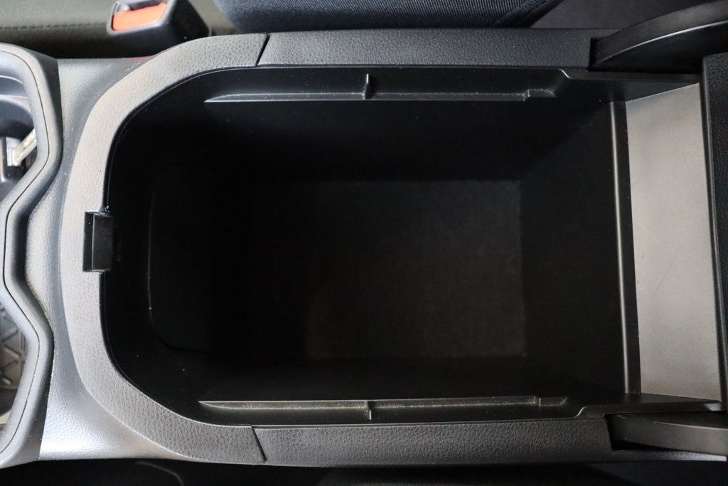 Toyota RAV4  2021 à Jonquière, Québec - 19 - w1024h768px