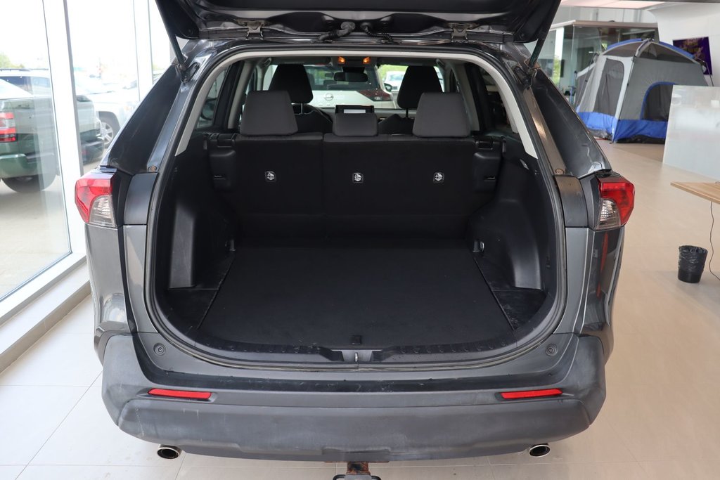 Toyota RAV4  2021 à Jonquière, Québec - 23 - w1024h768px