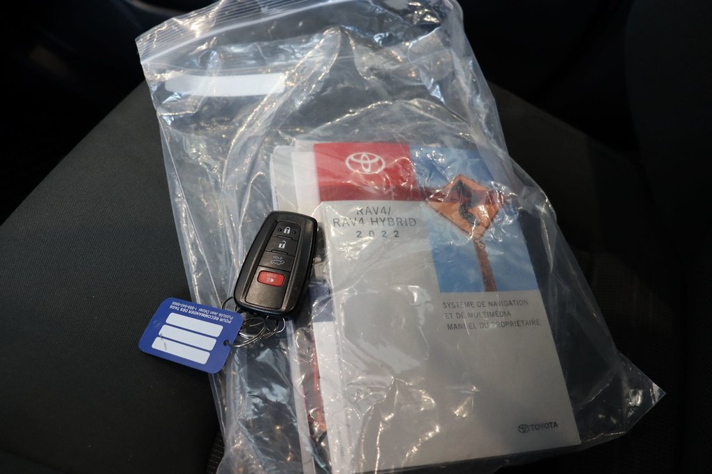 Toyota RAV4 Hybrid SE 2022 à Chicoutimi, Québec - 26 - w1024h768px