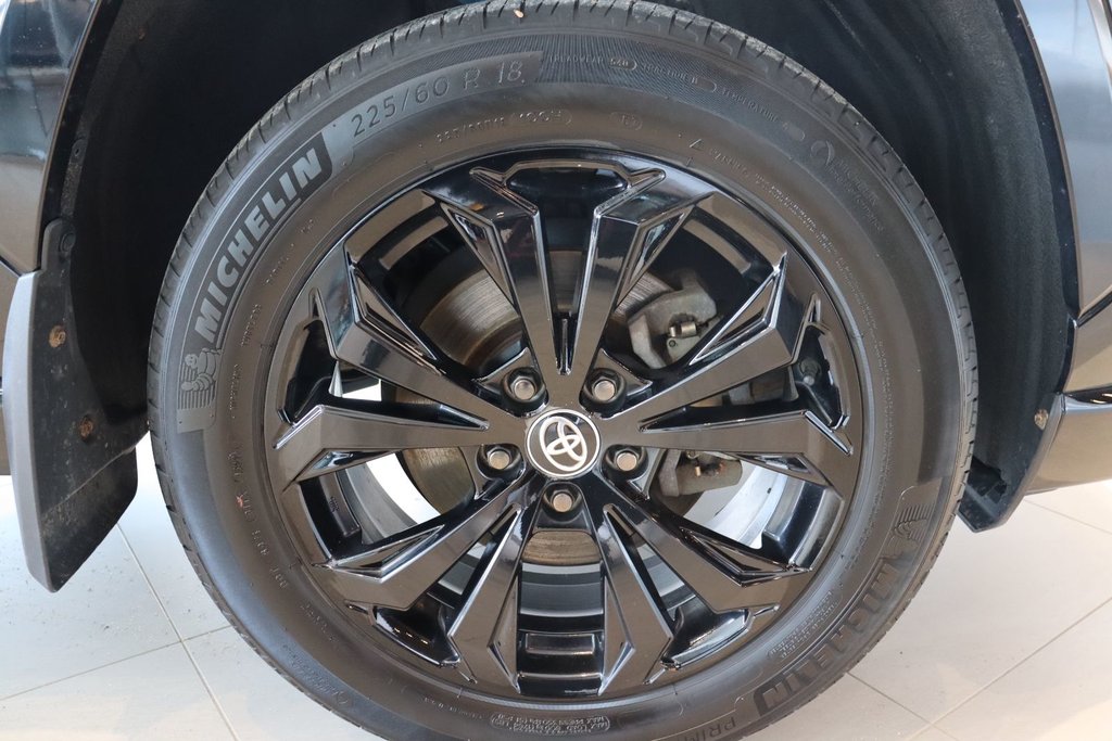 Toyota RAV4 Hybrid SE 2022 à Chicoutimi, Québec - 12 - w1024h768px