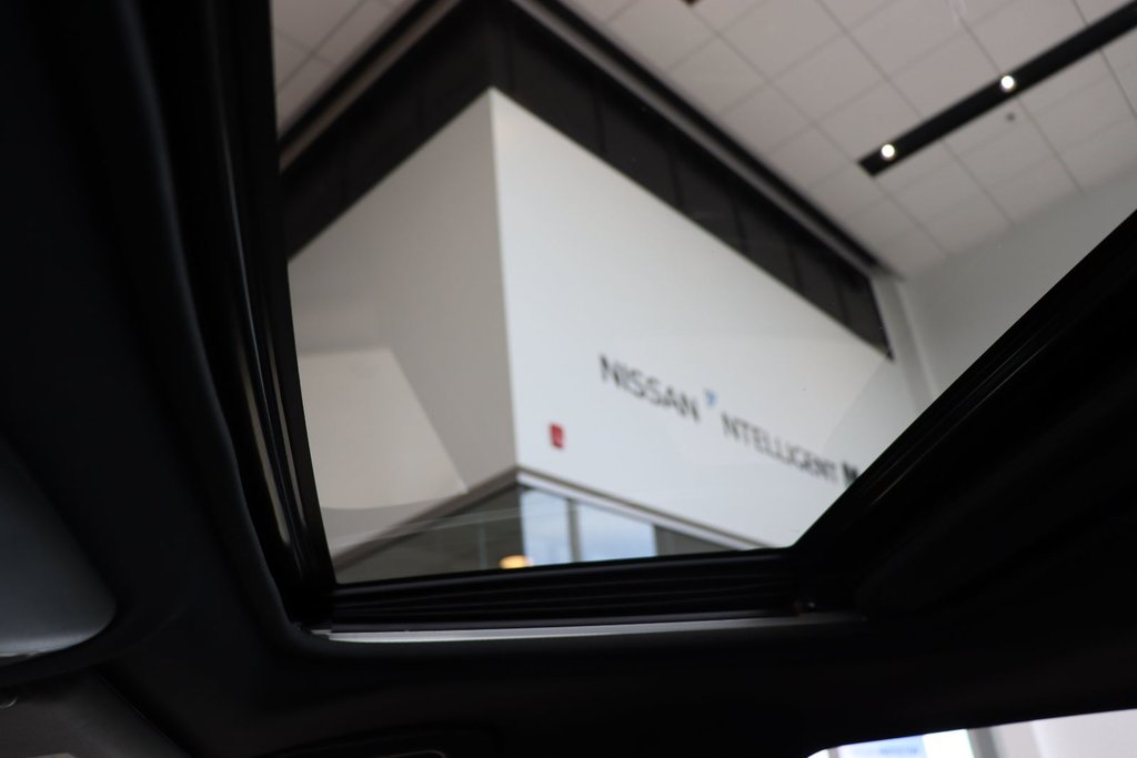 Toyota RAV4 Hybrid SE 2022 à Chicoutimi, Québec - 27 - w1024h768px