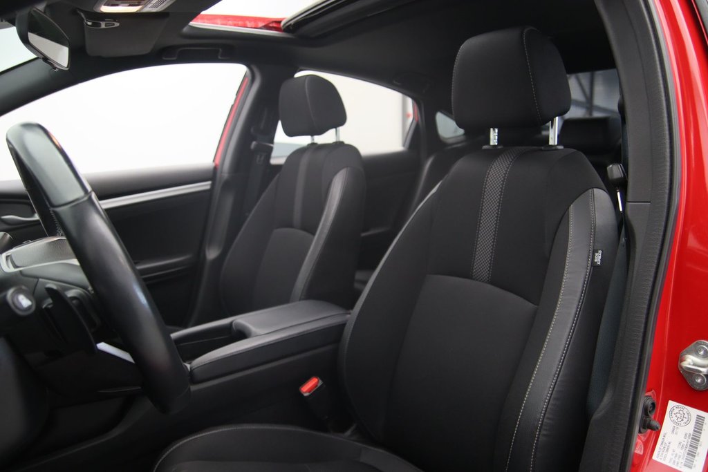 2019 Honda Civic Sedan in Sept-Îles, Quebec - 7 - w1024h768px