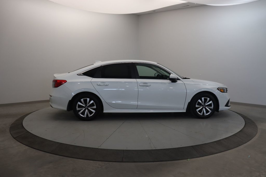 Honda Civic Sedan LX 2022 à Jonquière, Québec - 3 - w1024h768px