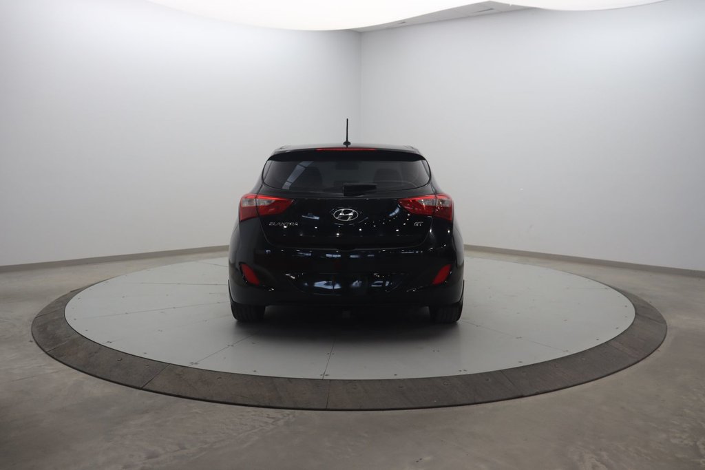 2016 Hyundai Elantra GT GLS in Chicoutimi, Quebec - 5 - w1024h768px