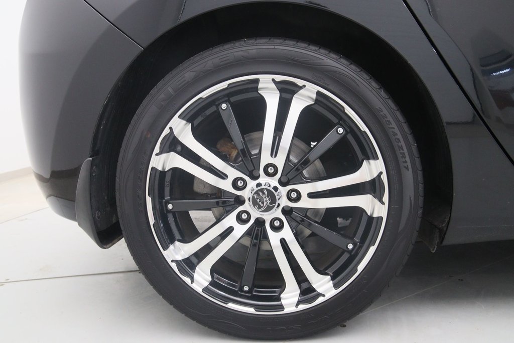 2016 Hyundai Elantra GT GLS in Chicoutimi, Quebec - 16 - w1024h768px