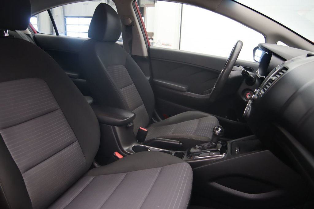 Kia Forte  2018 à Baie-Comeau, Québec - 15 - w1024h768px