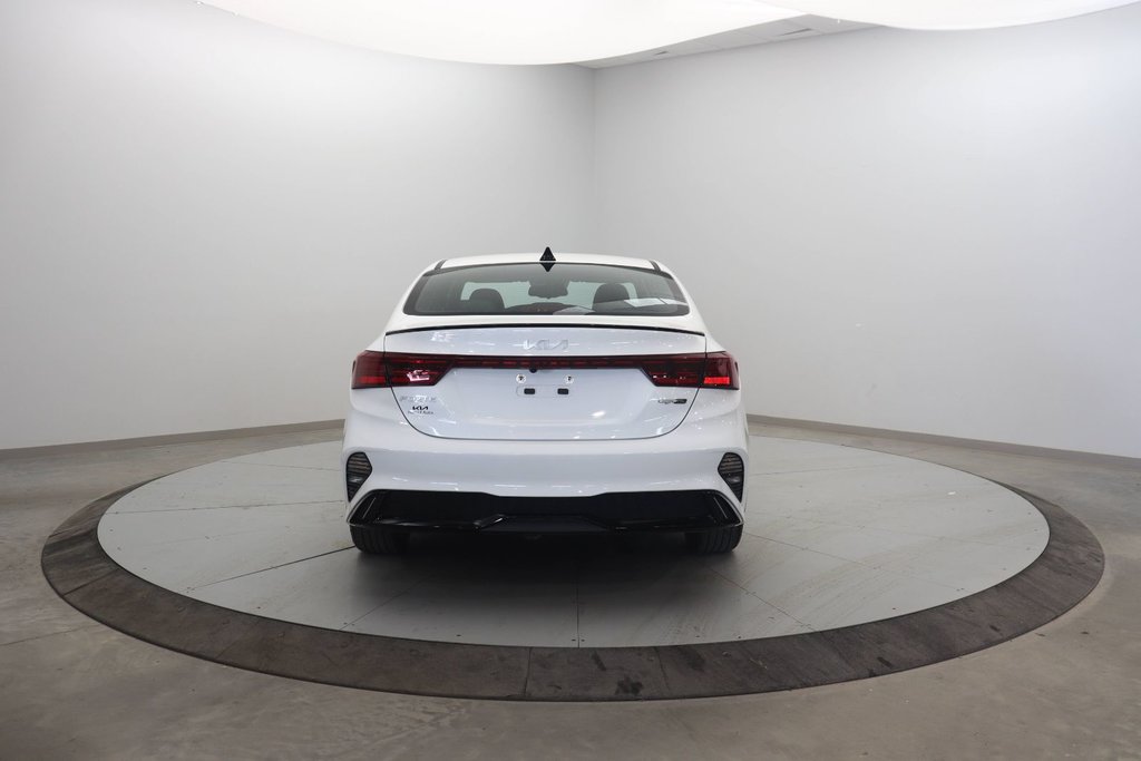 2023 Kia Forte in Chicoutimi, Quebec - 5 - w1024h768px