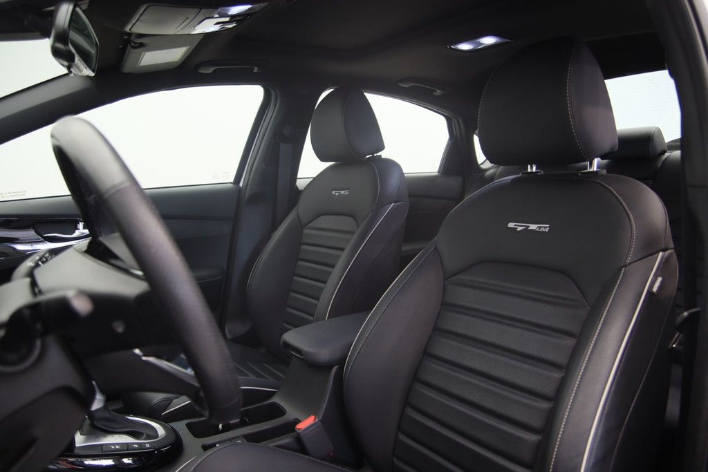 2023 Kia Forte in Chicoutimi, Quebec - 7 - w1024h768px