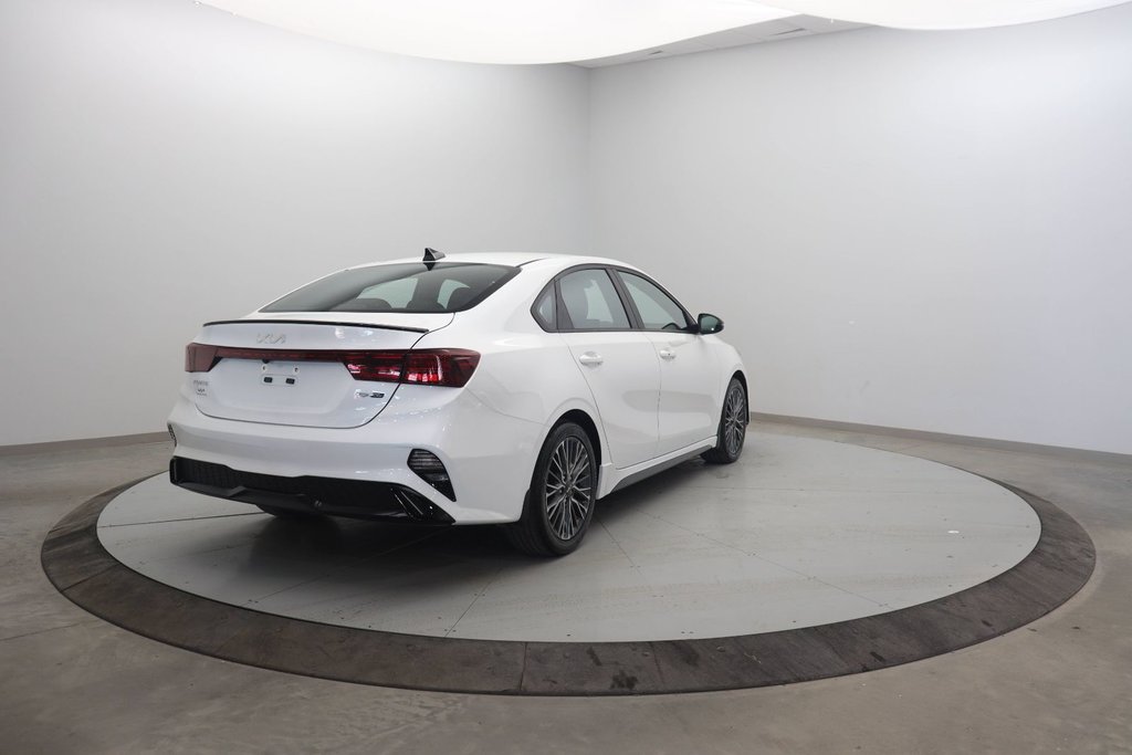2023 Kia Forte in Chicoutimi, Quebec - 4 - w1024h768px