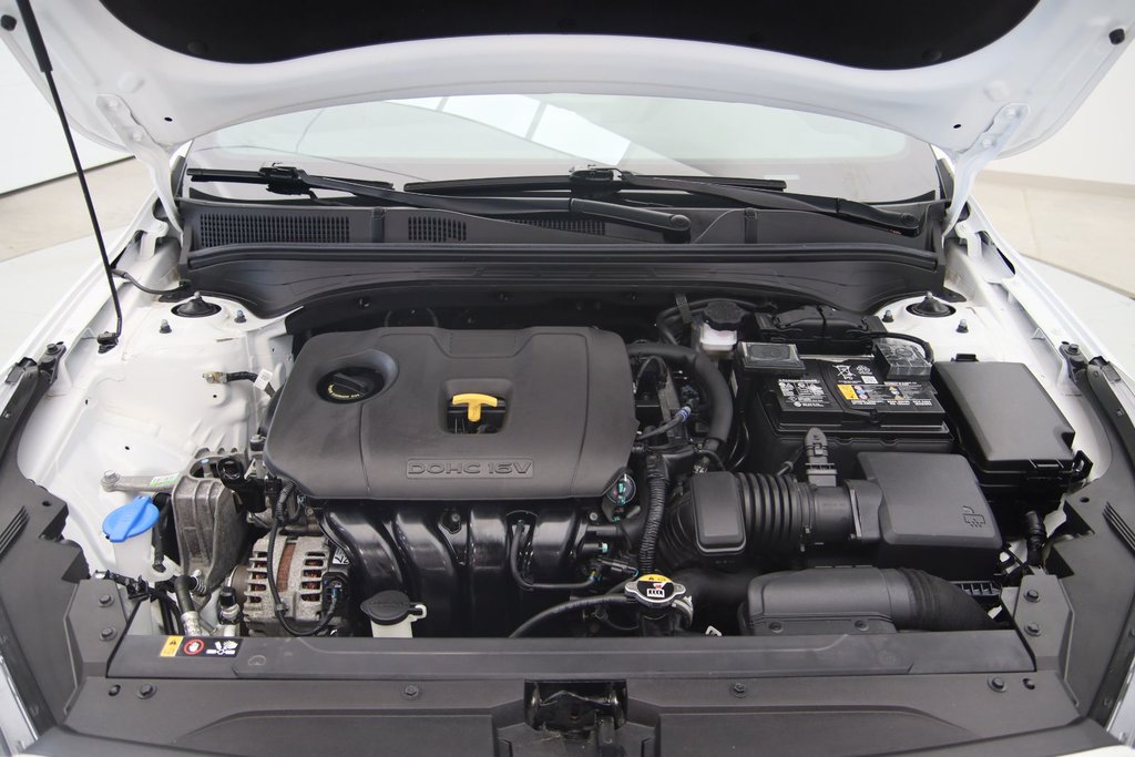 2023 Kia Forte in Chicoutimi, Quebec - 17 - w1024h768px