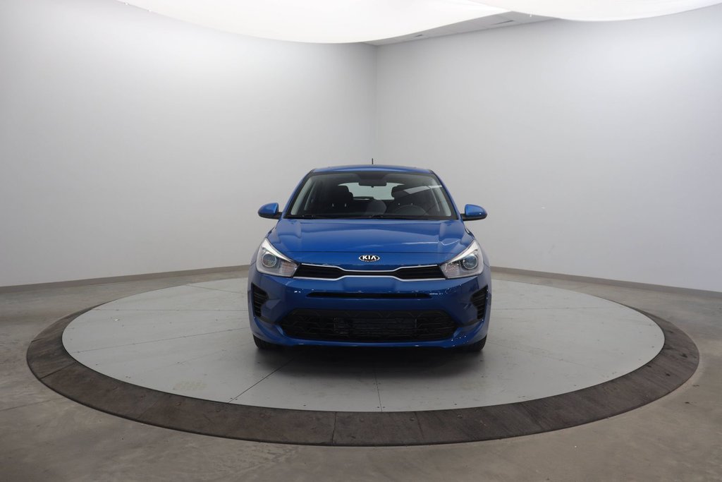 Kia Rio 5-door  2021 à Jonquière, Québec - 2 - w1024h768px