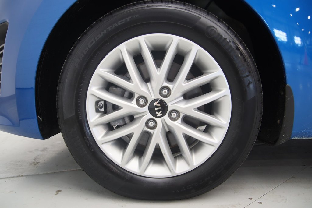 Kia Rio 5-door  2021 à Jonquière, Québec - 19 - w1024h768px