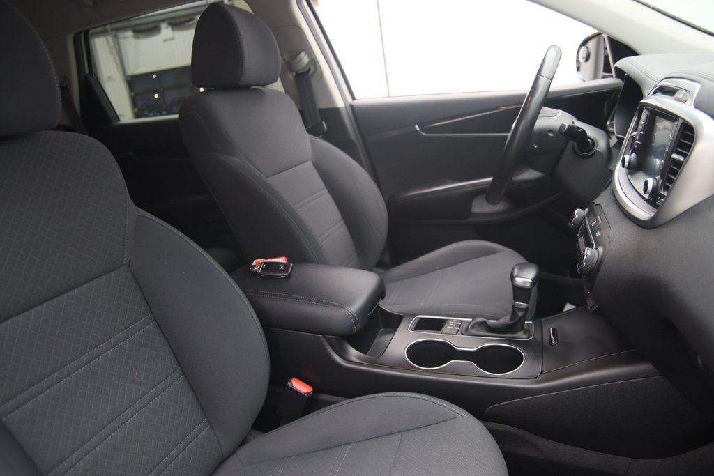 Kia Sorento  2019 à Jonquière, Québec - 15 - w1024h768px