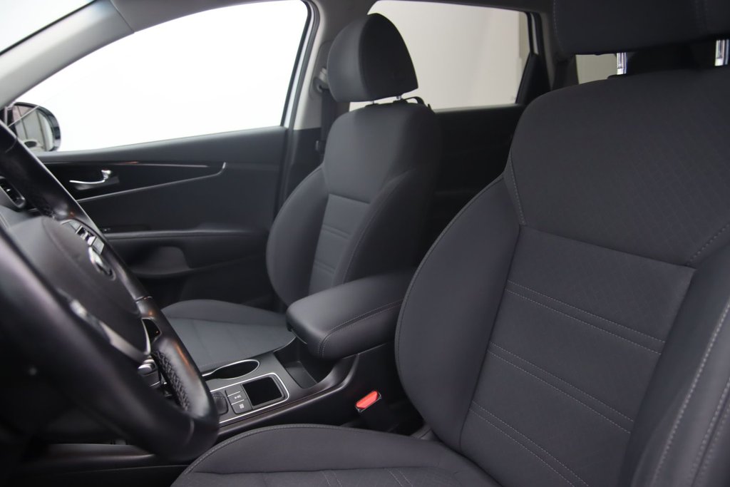 Kia Sorento  2020 à Jonquière, Québec - 7 - w1024h768px