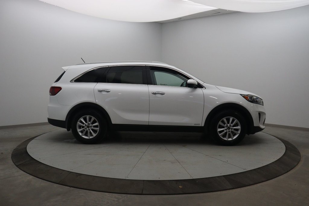 Kia Sorento  2020 à Jonquière, Québec - 3 - w1024h768px