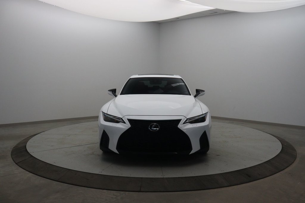 2022 Lexus IS 350 in Chicoutimi, Quebec - 2 - w1024h768px
