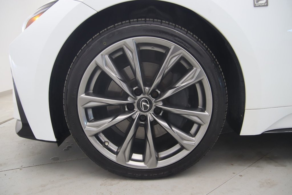 2022 Lexus IS 350 in Chicoutimi, Quebec - 19 - w1024h768px