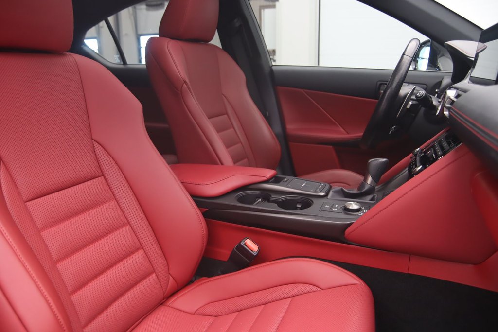 2022 Lexus IS 350 in Chicoutimi, Quebec - 16 - w1024h768px
