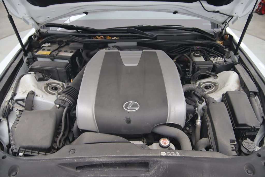 2022 Lexus IS 350 in Chicoutimi, Quebec - 17 - w1024h768px