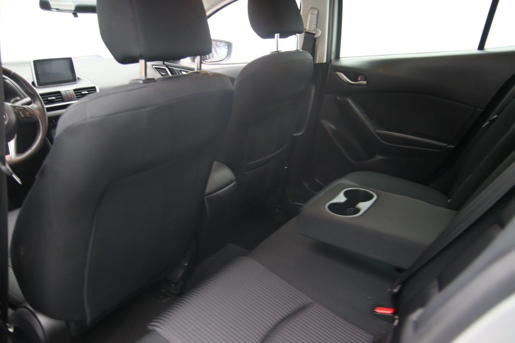 Mazda 3  2016 à Jonquière, Québec - 8 - w1024h768px