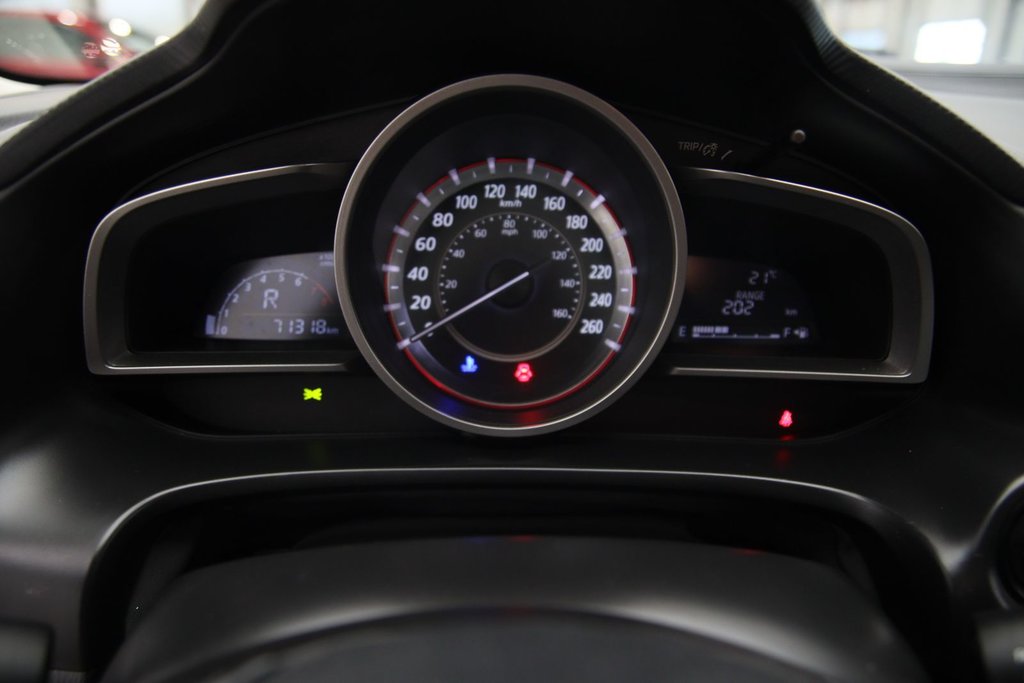 Mazda 3  2016 à Jonquière, Québec - 12 - w1024h768px